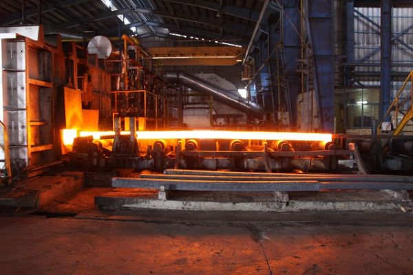 رشد 8 درصدی تولید فولاد خام طی دی ماه
