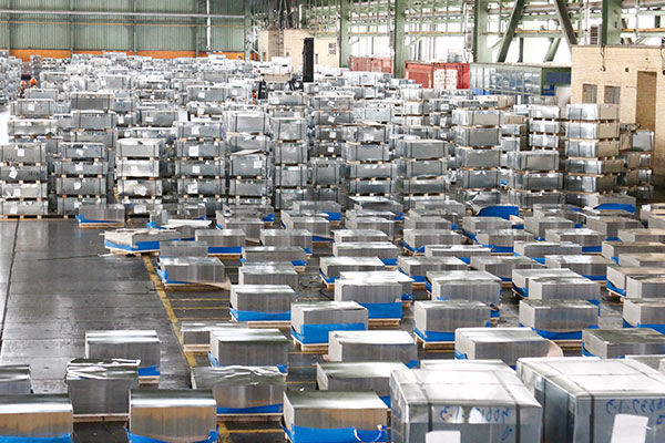 تحقق اهداف نهضت ساخت داخل، فراتر از نیازهای امروز صنعت کشور پیشرفت خواهیم کرد