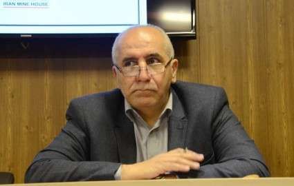 ۶۰ درصد اختیارات شورای عالی معادن واگذار شد 