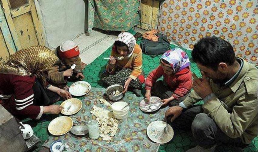 سفره های شب عید آب رفته