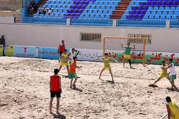افتتاح مسابقات هندبال ساحلی به مناسبت هفته فرهنگی اصفهان