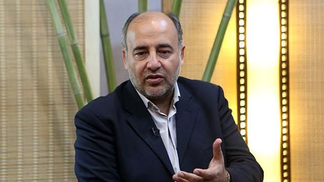 واریز کمک هزینه بنزین به حساب مردم در اثر فشار مجلس به دولت بود