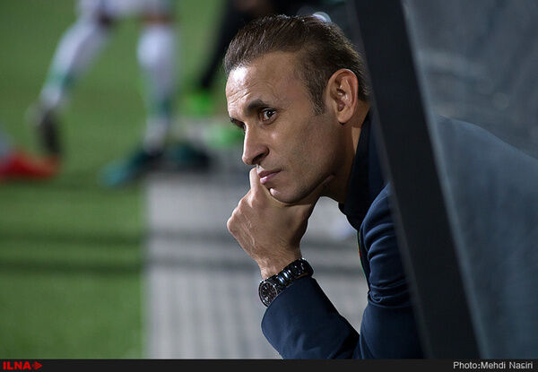 گل‌محمدی: بازیکنانم محک خوبی مقابل سپاهان خوردند