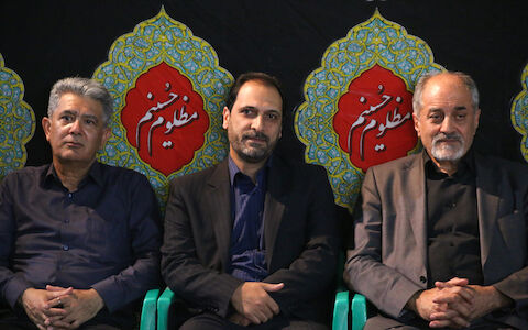 به مناسبت ایام دهه محرم هیات شیفتگان حسینی فولاد مبارکه اصفهان به مدت 5 شب در مصلای بزرگ امام خمینی درحال برگزاریست
عکس مجتبی جهان بخش