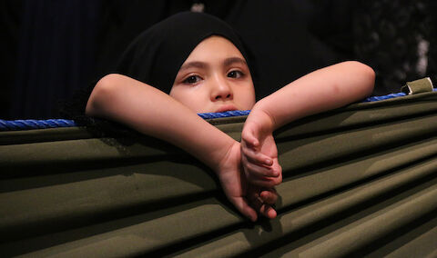 به مناسبت ایام دهه محرم هیات شیفتگان حسینی فولاد مبارکه اصفهان به مدت 5 شب در مصلای بزرگ امام خمینی درحال برگزاریست
عکس مجتبی جهان بخش