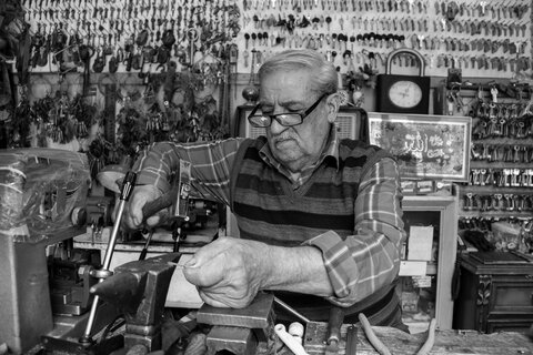 موزه ای 100ساله از کلیدهای قدیمی استاد علی  درمحله تاریخی جلفا 

عکس:مجتبی جهان بخش