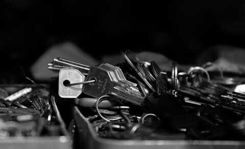 موزه ای 100ساله از کلیدهای قدیمی استاد علی  درمحله تاریخی جلفا 

عکس:مجتبی جهان بخش