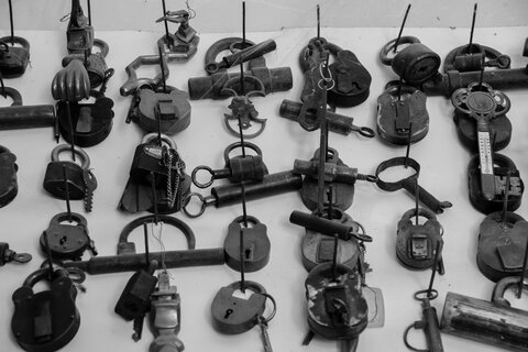 موزه ای 100ساله از کلیدهای قدیمی استاد علی  درمحله تاریخی جلفا 

عکس:مجتبی جهان بخش