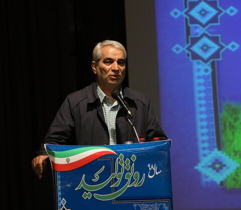 جلسه شورای اداری استان اصفهان ابان ماه نود و هشت 

عکس:مجتبی جهان بخش