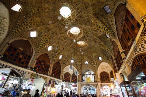 گشتی در بازار قدیمی تهران

عکس:مجتبی جهان بخش