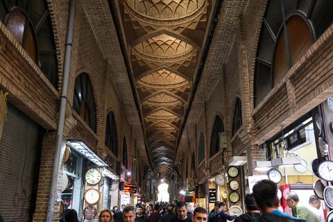گشتی در بازار قدیمی تهران

عکس:مجتبی جهان بخش