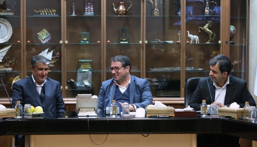 نشست هم اندیشی وزرای صنعت، معدن و تجارت و راه و شهرسازی
