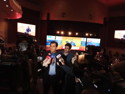 در حاشیه دومین نمایشگاه فولاد- برج میلاد