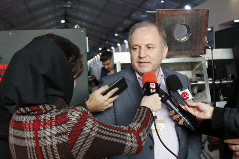 در حاشیه دومین نمایشگاه فولاد- برج میلاد