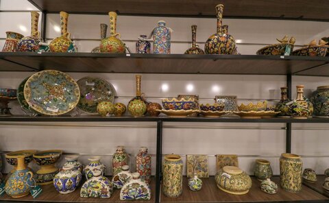 افتتاح اولین هایپرصنایع دستی و هنرهای سنتی کشوردر اصفهان

عکس:مجتبی جهان بخش