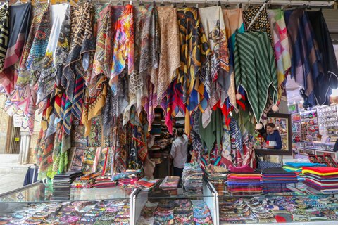 بازگشایی فروشگاهای اصناف در اصفهان

عکس:مجتبی جهان بخش