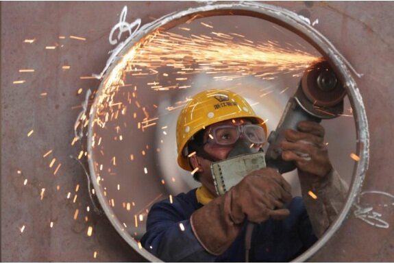 احیای تولید صنعتی جهان
