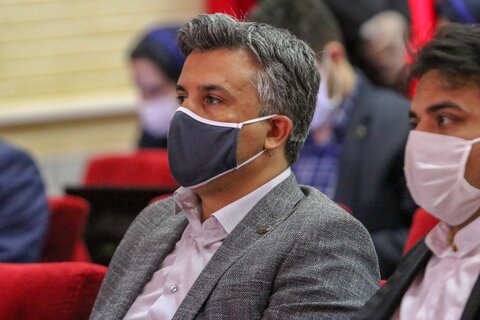 مجمع عمومی و فوق العاده سالیانه شرکت سرمایه گذاری توکا فولاد

عکس:مجتبی جهان بخش