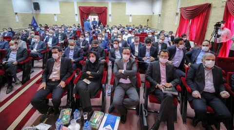 مجمع عمومی و فوق العاده سالیانه شرکت سرمایه گذاری توکا فولاد

عکس:مجتبی جهان بخش