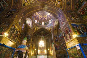 گذری به کلیسای وانک (اصفهان)

عکس:مجتبی جهان بخش