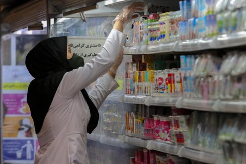 معیشت مردم در روزهای زرد کرونایی

عکس:مجتبی جهان بخش