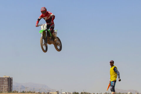 مسابقات موتورکراس قهرمانی استان اصفهان

عکس:مجتبی جهان بخش