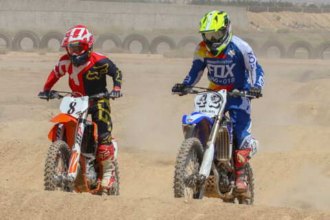 مسابقات موتورکراس قهرمانی استان اصفهان

عکس:مجتبی جهان بخش