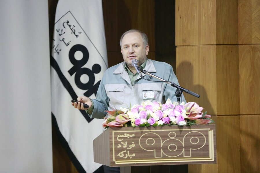 فولاد مبارکه مسئول تکنولوژ شدن صنعت فولاد کشور شد/ رونمایی از طرح تحول دیجیتال گامی بزرگ برای ورود به نسل چهارم تکنولوژی است