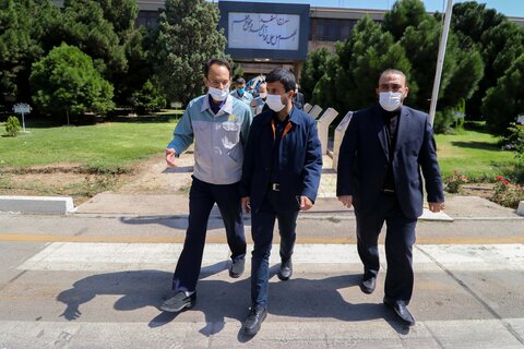 بازدیددکتر دهنوی عضوهیات رئیسه مجلس شورای اسلامی ازمجتمع فولادمبارکه اصفهان

عکس:مجتبی جهان بخش