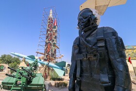نمایشگاه و تجهیزات دفاعی نیروهای مسلح به مناسبت چهلمین سالگرد دفاع مقدس در اصفهان

عکس:مجتبی جهان بخش