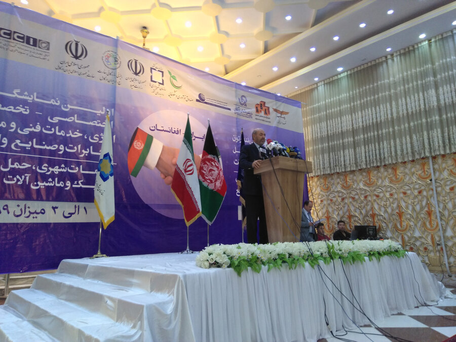 خواهان تسهیل تجارت هستیم/ بندر چابهار هم اکنون برای تجار افغانستان اقتصادی نیست/ تحریم‌ها مونتاژکاری را از ایران دور کرده است