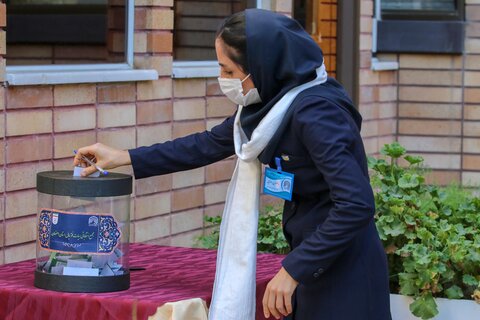 مجمع انتخاباتی هیات فوتبال استان اصفهان

عکس:مجتبی جهان بخش