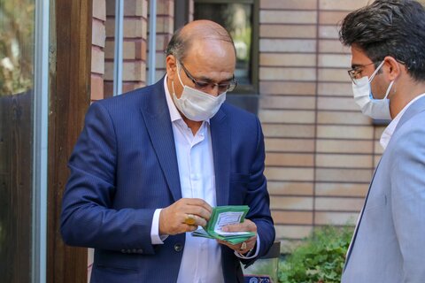 مجمع انتخاباتی هیات فوتبال استان اصفهان

عکس:مجتبی جهان بخش