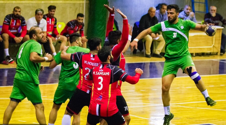 هندبالیست تیم ذوب‌آهن اصفهان: کادر فنی بسیار خوبی داریم