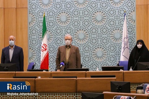 حضور وزیر بهداشت در جلسه ستاد استانی مقابله با کرونا در اصفهان

عکس:مجتبی جهان بخش