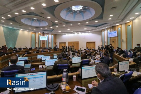 حضور وزیر بهداشت در جلسه ستاد استانی مقابله با کرونا در اصفهان

عکس:مجتبی جهان بخش