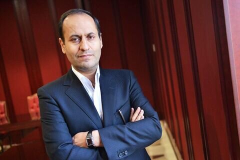 اگر با قیمت گذاری دستوری بخشی را کنترل کنیم در بخش های دیگر رانت ایجاد می شود