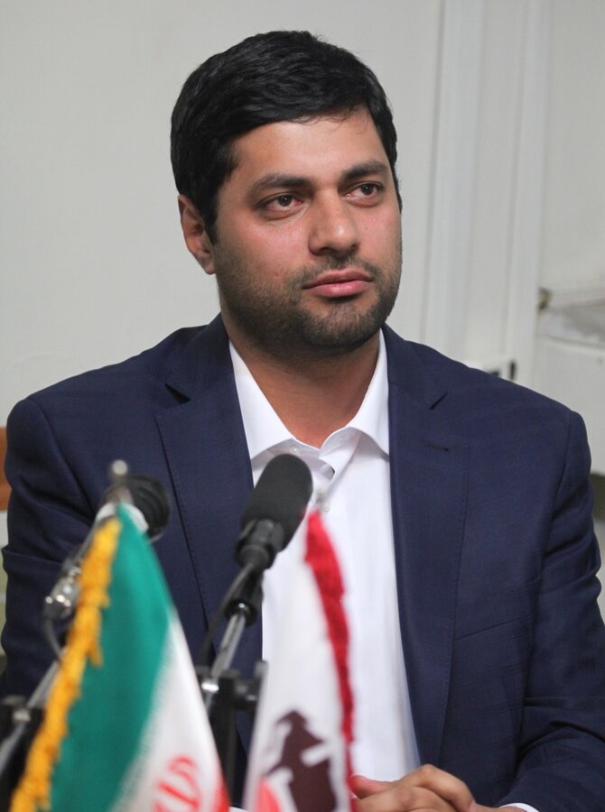 به دولت برای اصلاح شیوه نامه زنجیره فولاد کمک می کنیم