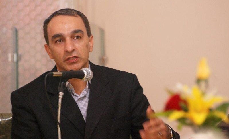 تندباد در راه اصفهان/چهارشنبه و پنج شنبه بادی تا بارانی