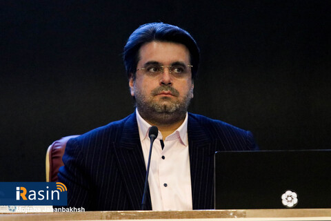 نشست خبری هیئت رئیسه اتاق بازرگانی اصفهان

عکس:مجتبی جهان بخش