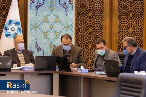 نشست خبری هیئت رئیسه اتاق بازرگانی اصفهان

عکس:مجتبی جهان بخش