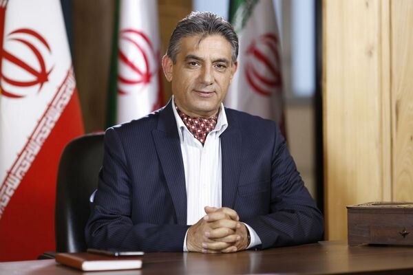 مدیران بزرگ در اتاق‌های فکر به تصمیم سازی بپردازند/ فعالیت پنهان، مانعی برای تحریم است