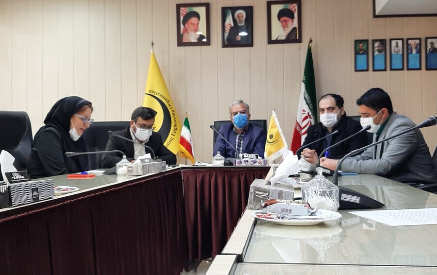 تبادل دانش فنی و ایجاد پایگاه در کشورهای برتر معدنی 

