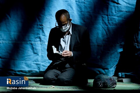 نمازجمعه اصفهان

عکس:مجتبی جهان بخش