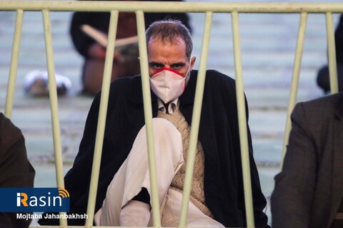 نمازجمعه اصفهان

عکس:مجتبی جهان بخش