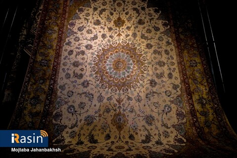 نمایشگاه فرش دست بافت اصفهان

عکس:مجتبی جهان بخش