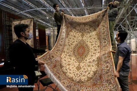 نمایشگاه فرش دست بافت اصفهان

عکس:مجتبی جهان بخش