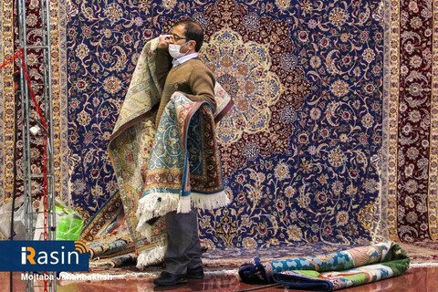 نمایشگاه فرش دست بافت اصفهان

عکس:مجتبی جهان بخش