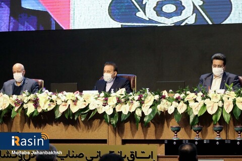 آیین تجلیل از صادرکنندگان نمونه استان اصفهان

عکس:مجتبی جهان بخش