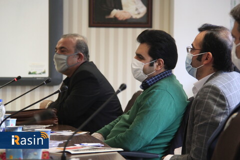 نشست مدیر روابط عمومی شرکت فولاد مبارکه با تعدادی از نمایندگان رسانه های تخصصی صنعت و معدن